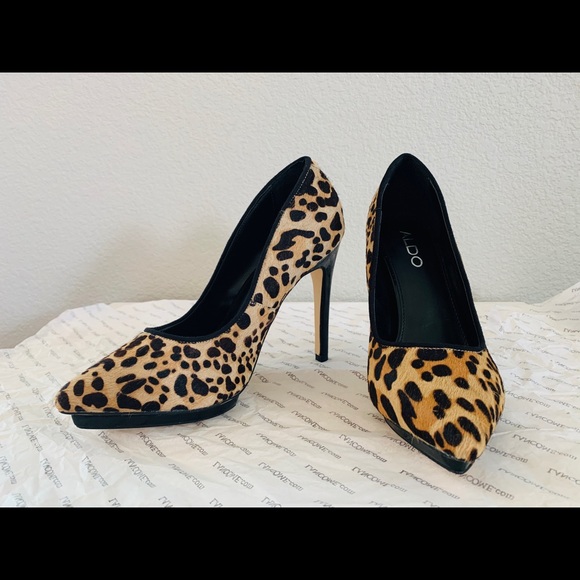 NWT pointy toe animal print heels - Picture 2 of 8